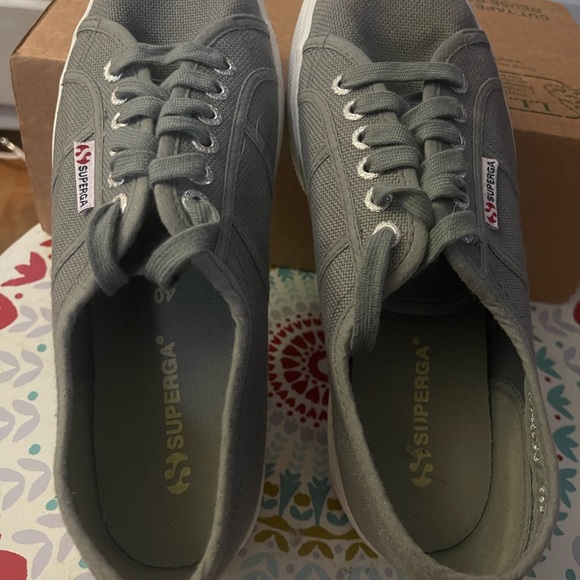 Superga COTU 2790 Platform Sneaker Womens’s Gray Sage with Box from LLBean - Picture 7 of 11